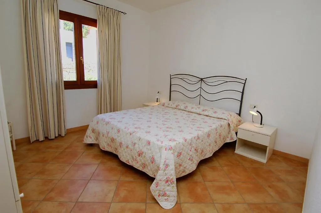 Iss Travel, Citai Panoramic Apartments - 1,5 Km From The Beach 산테오도로 이탈리아
